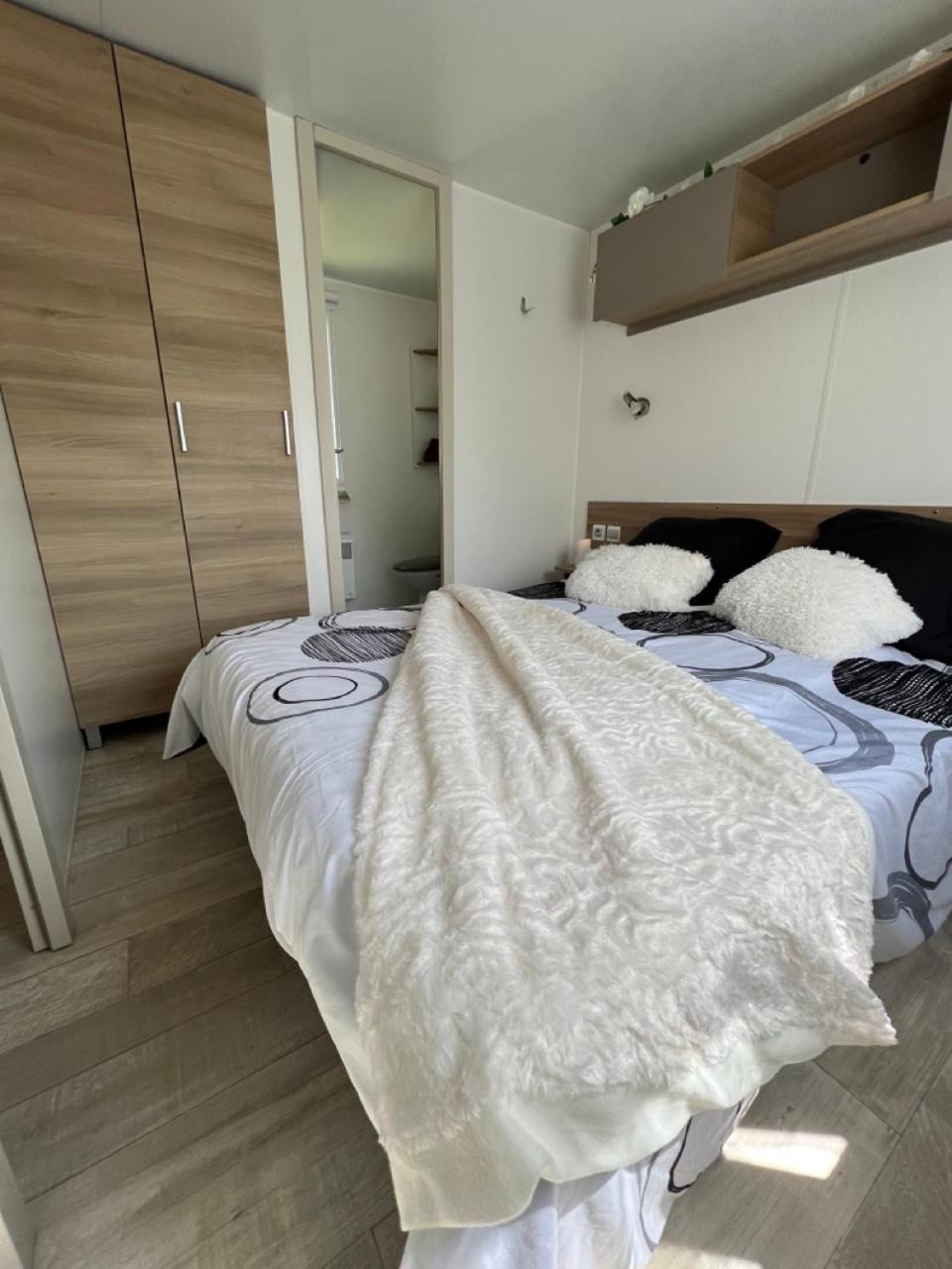 Mobil-Home 4 Etoiles Avec Piscine Proche De Blois Onzain Exterior foto